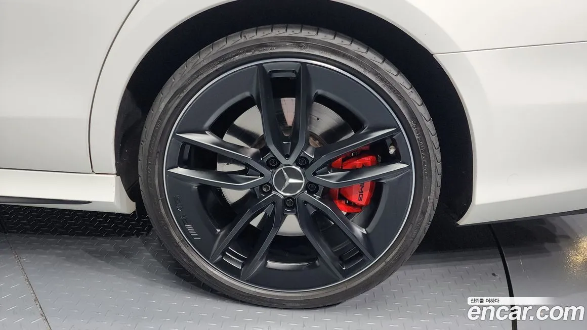 Mercedes-Benz E-Class 2023 из KR, фото 5