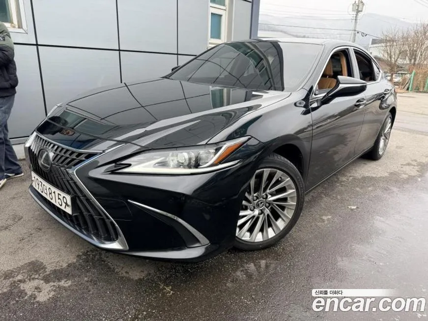 Lexus ES 2023 из KR, фото 2