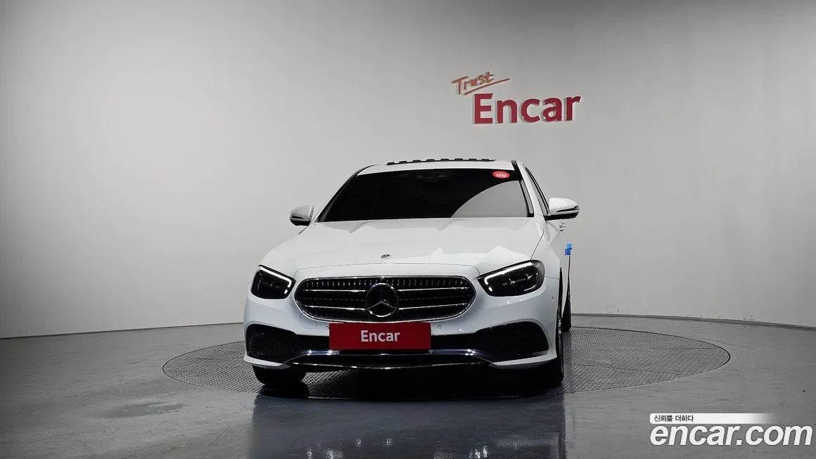 Mercedes-Benz E-Class 2023 из KR, фото 3