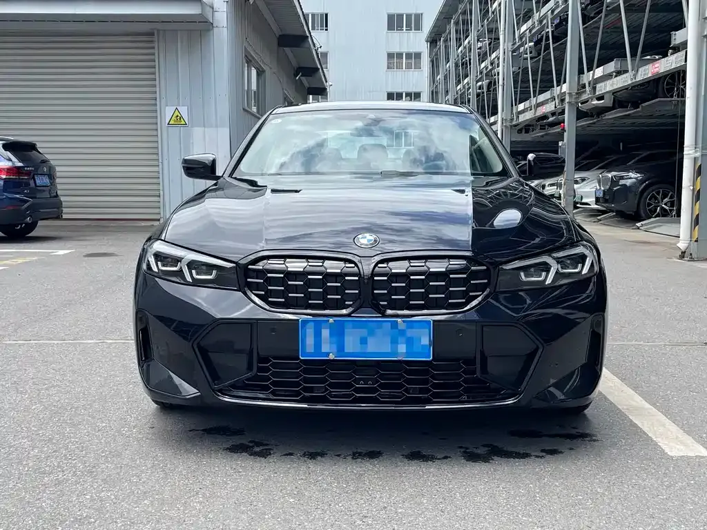 BMW 3 Series 2024 из CN, фото 2