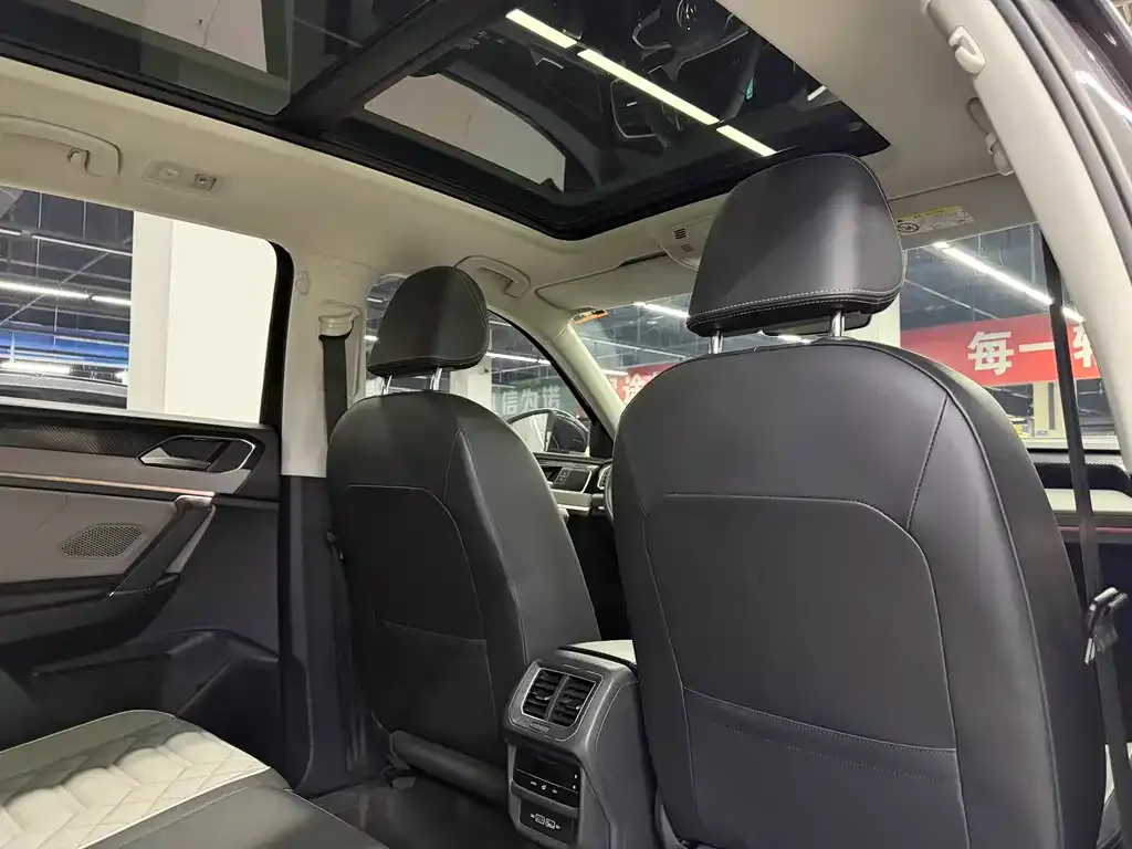 Volkswagen Tayron 2022 из CN, фото 6