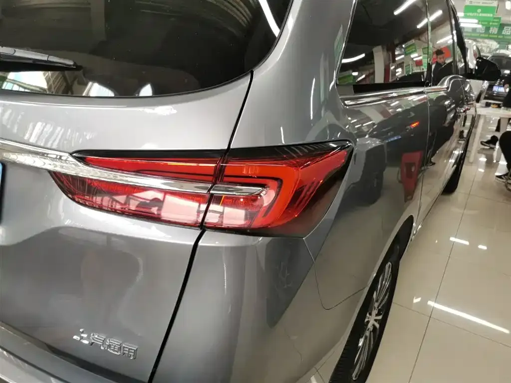 Buick GL8 2021 из CN, фото 8