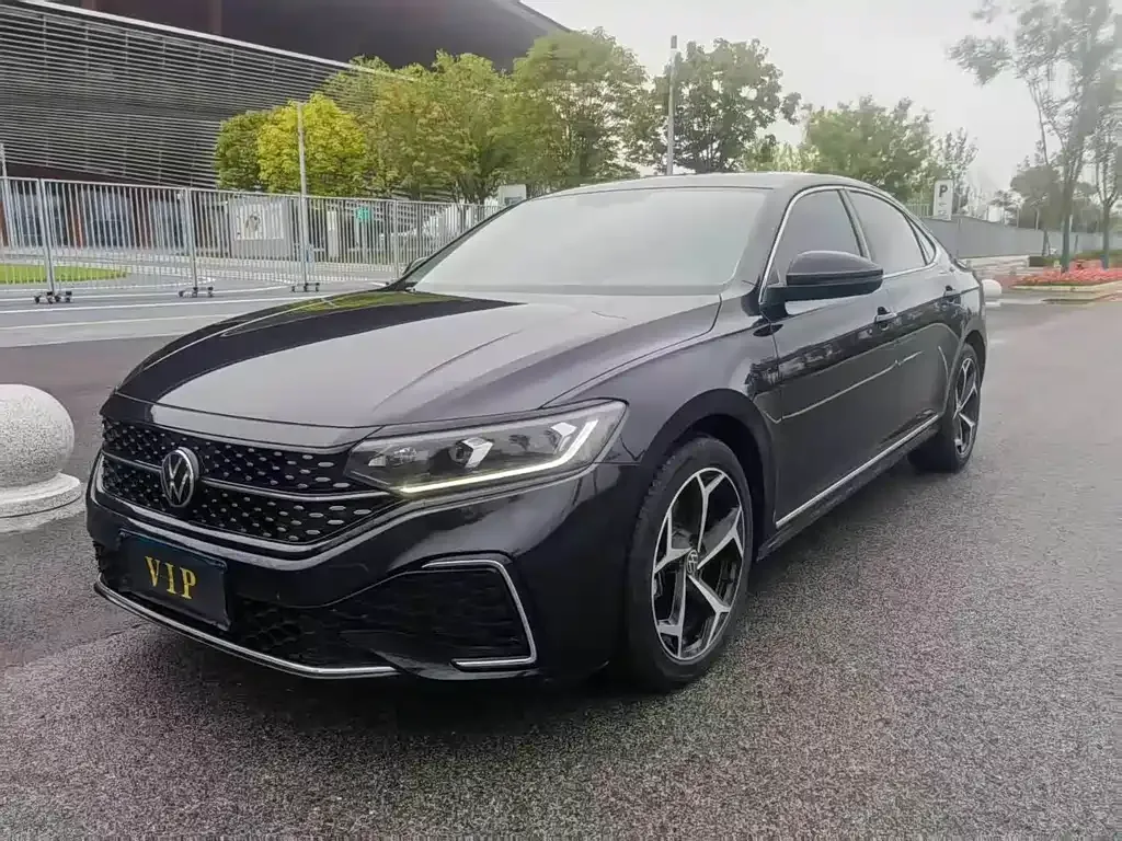 Volkswagen Passat 2025 из CN, фото 1