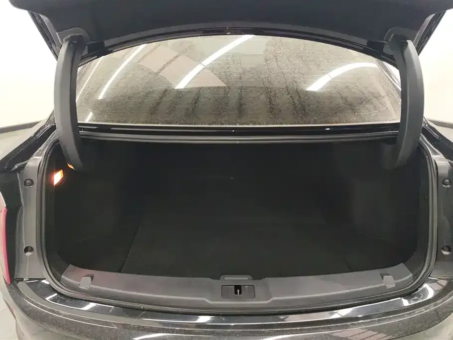 Hongqi E-QM5 2024 из CN, фото 4