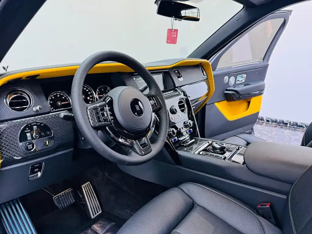 Rolls-Royce Cullinan 2021 из CN, фото 4
