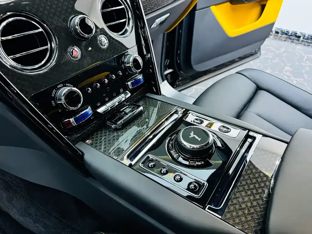 Rolls-Royce Cullinan 2021 из CN, фото 5