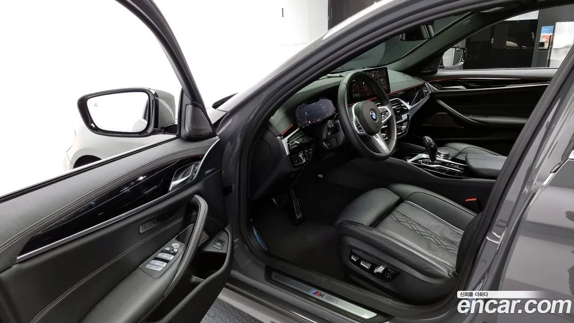 BMW 5-Series 2022 из KR, фото 10
