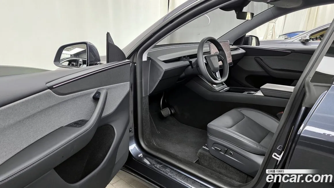 Tesla Model Y 2025 из KR, фото 10