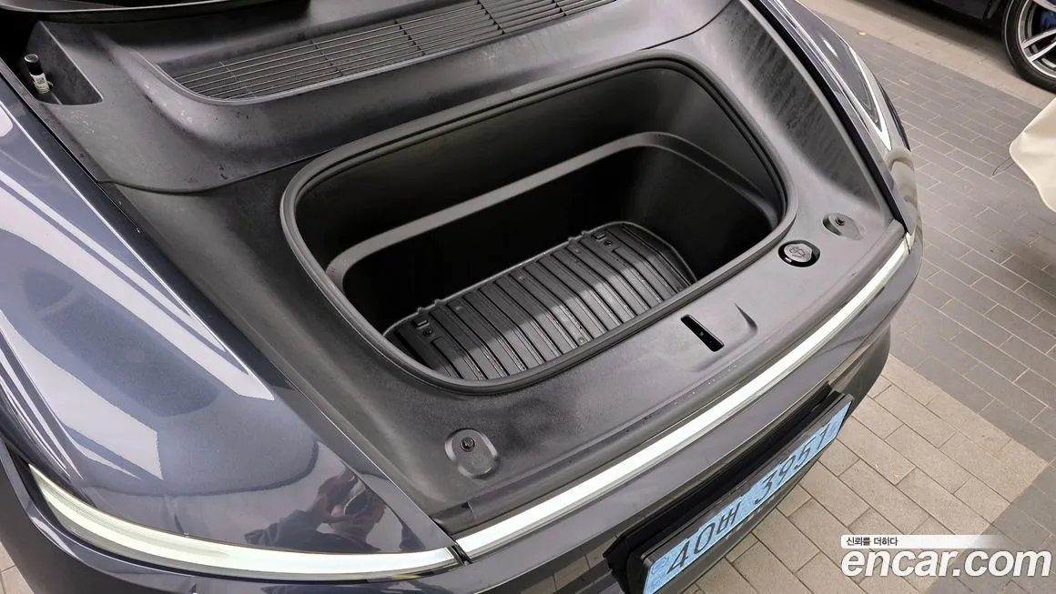 Tesla Model Y 2025 из KR, фото 6