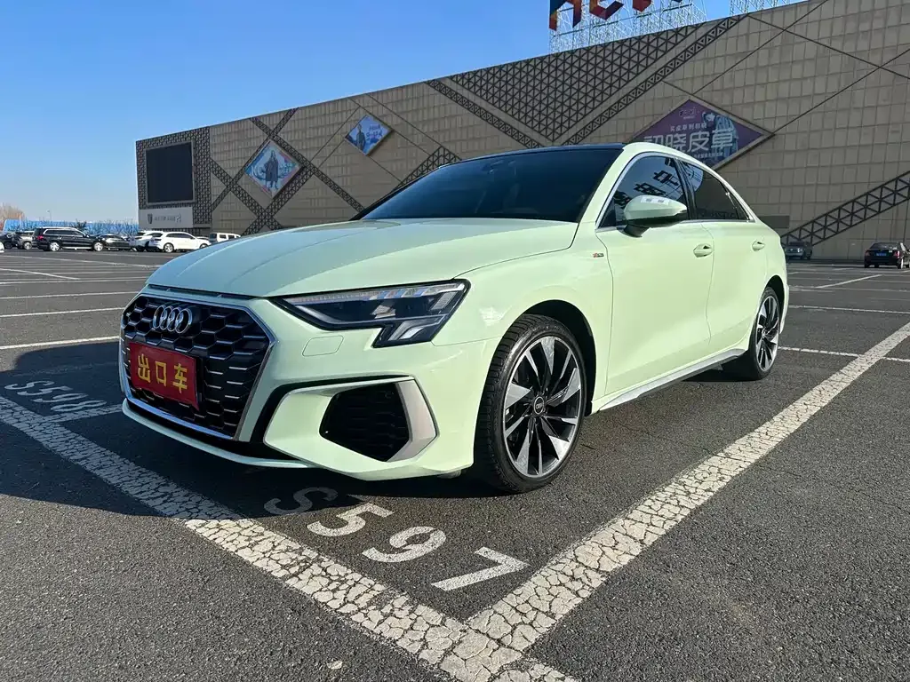 Audi A3 2022 из CN, фото 1