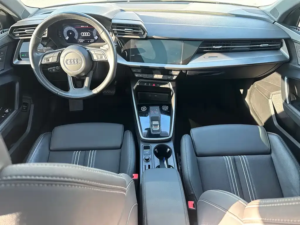 Audi A3 2022 из CN, фото 6