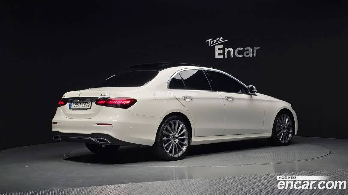 Mercedes-Benz E-Class 2022 из KR, фото 2