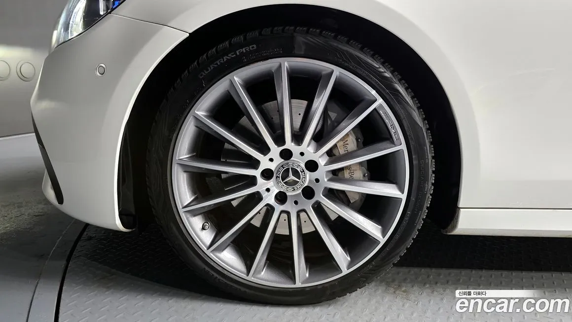 Mercedes-Benz E-Class 2022 из KR, фото 5