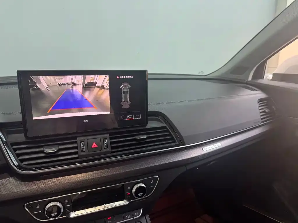 Audi Q5L 2021 из CN, фото 9