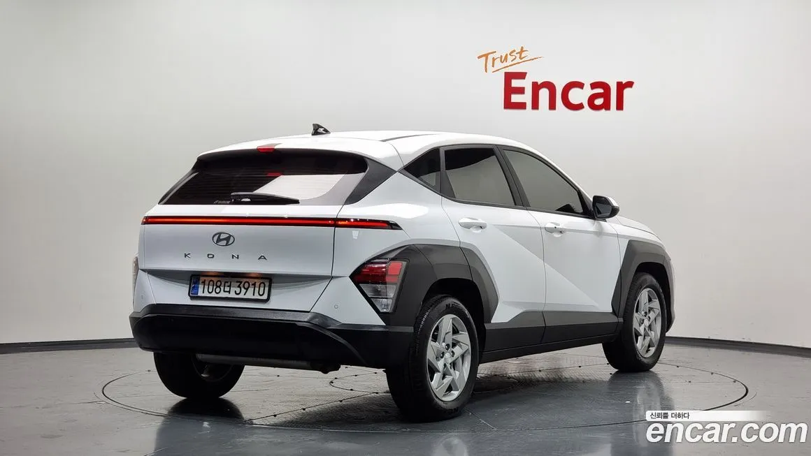 Hyundai Kona 2023 из KR, фото 2