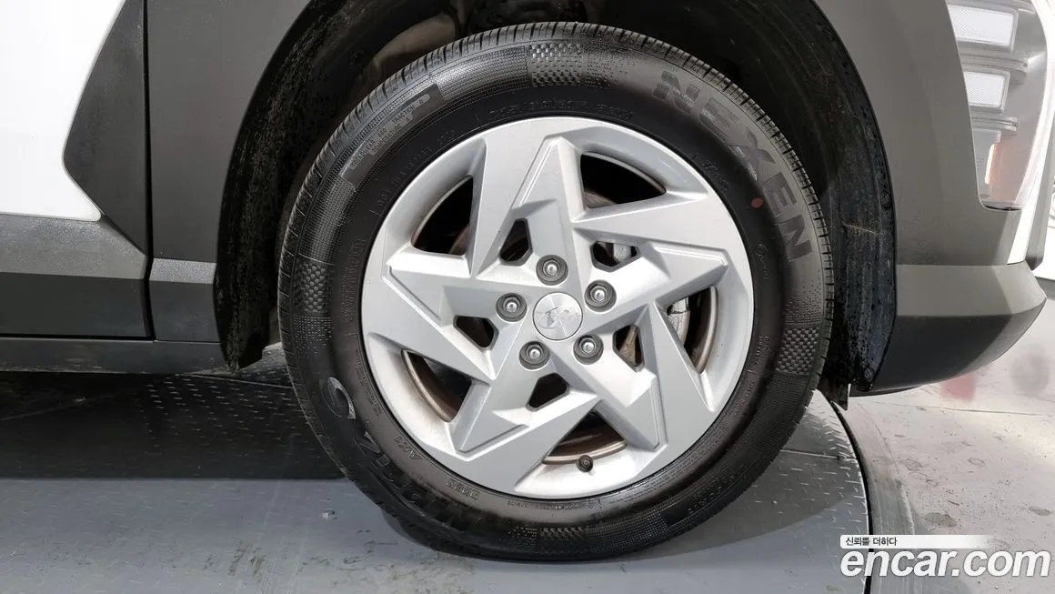 Hyundai Kona 2023 из KR, фото 5