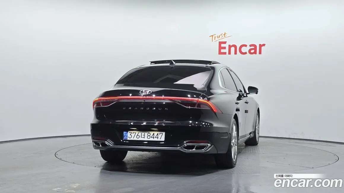 Hyundai Grandeur 2022 из KR, фото 4