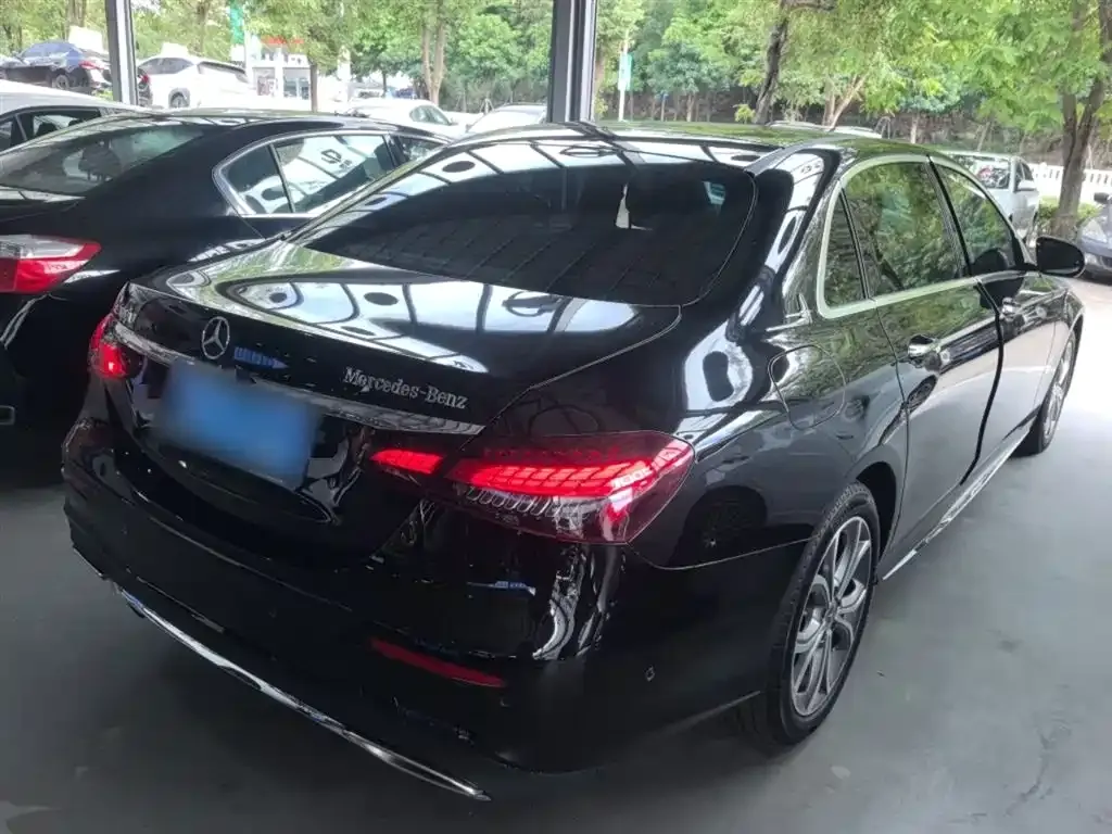 Mercedes-Benz E-Class 2023 из CN, фото 7