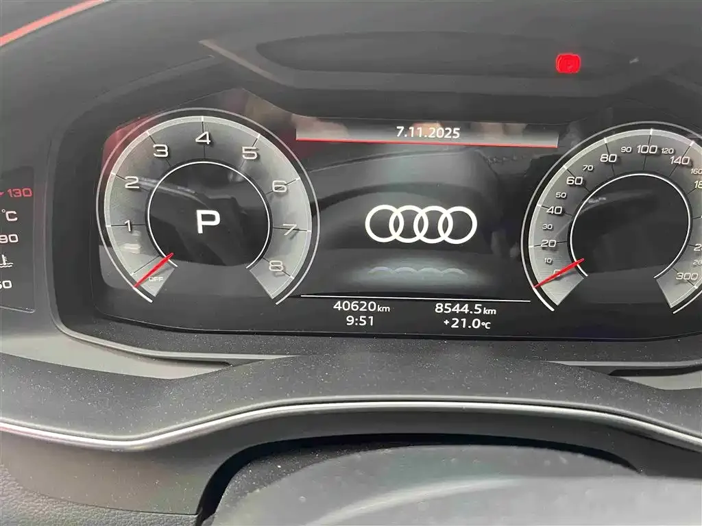 Audi A6L 2023 из CN, фото 3
