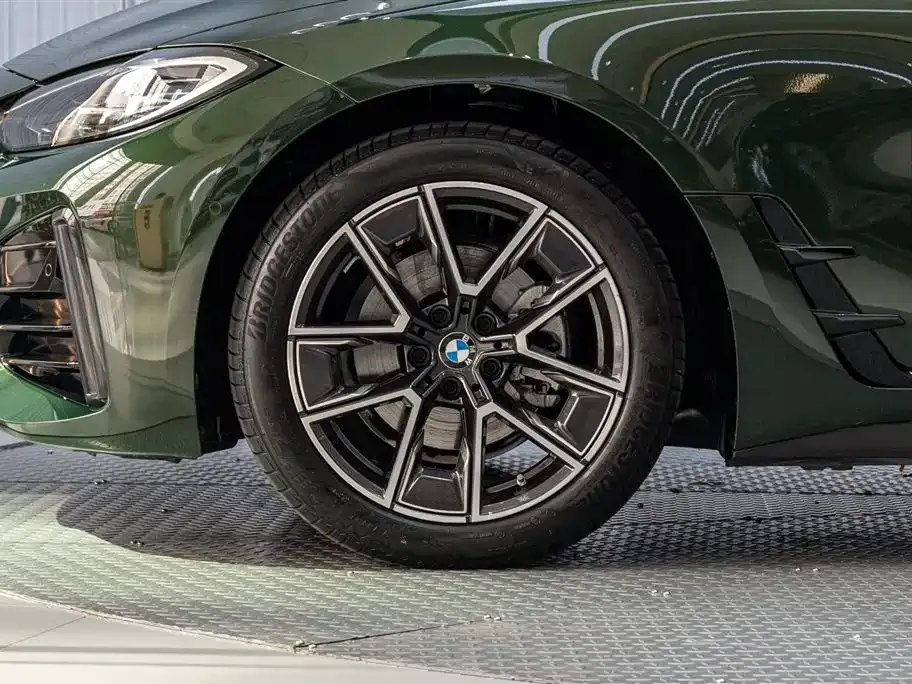 BMW 4 Series 2024 из CN, фото 8