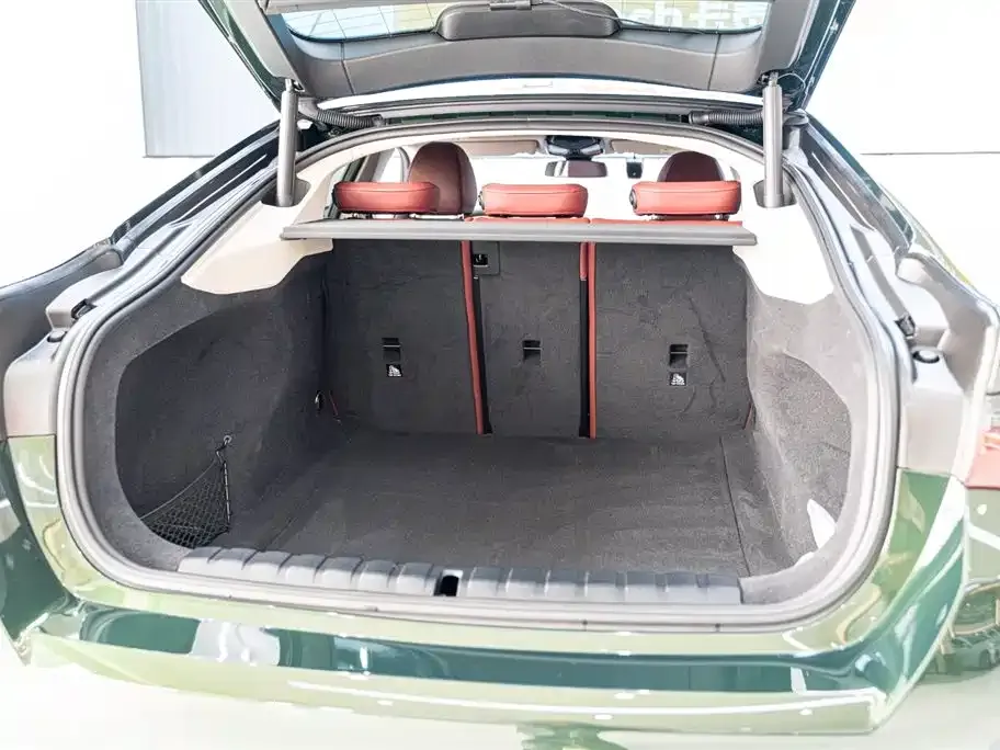 BMW 4 Series 2024 из CN, фото 9
