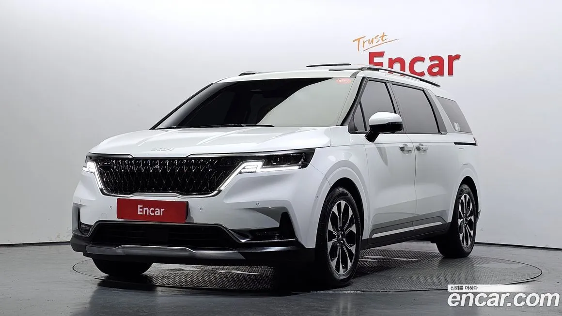 Kia Carnival 2023 из KR, фото 1