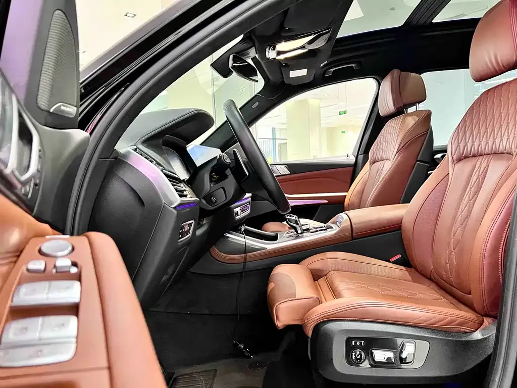 BMW X7 2021 из CN, фото 7