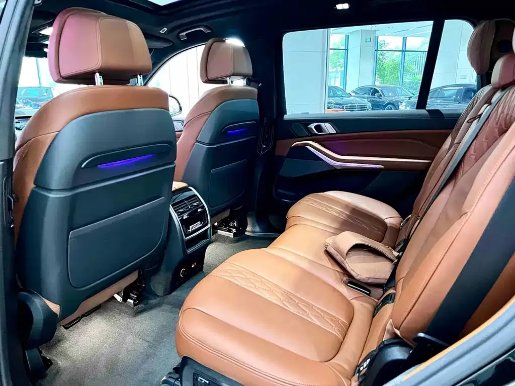 BMW X7 2021 из CN, фото 9