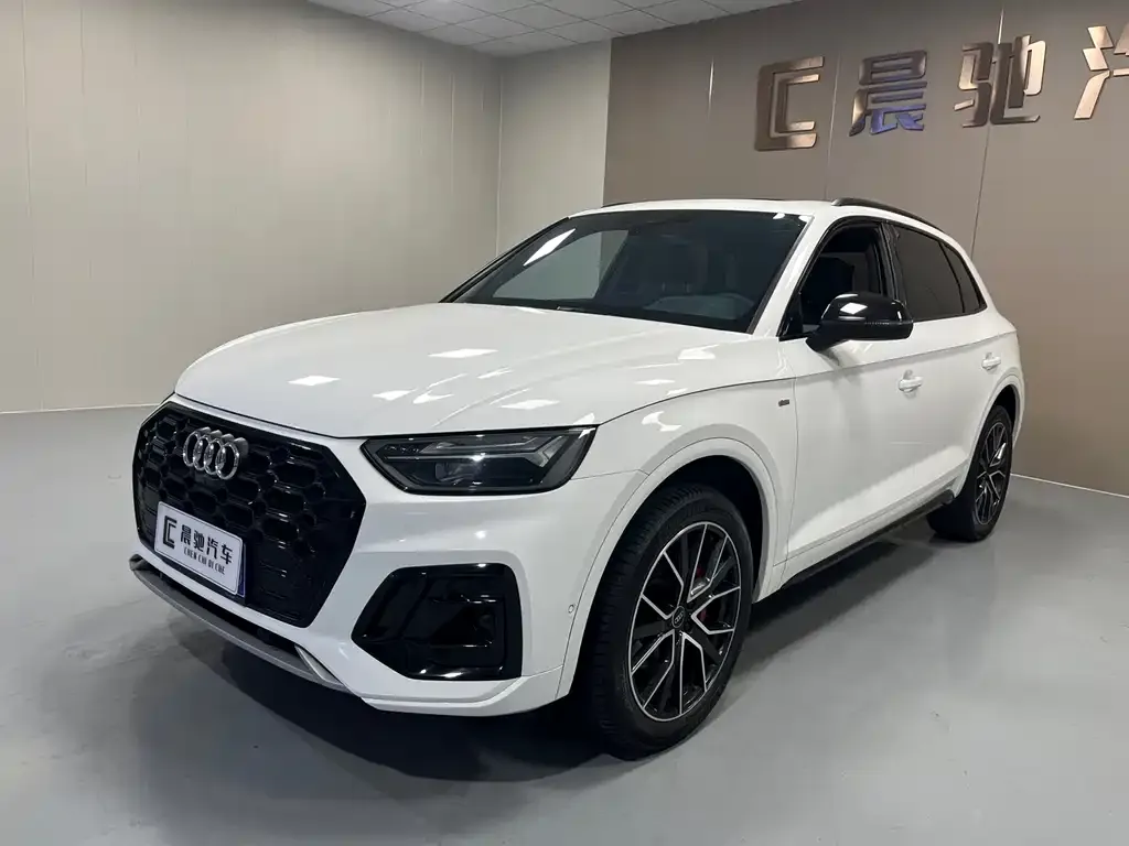 Audi Q5L 2023 из CN, фото 1