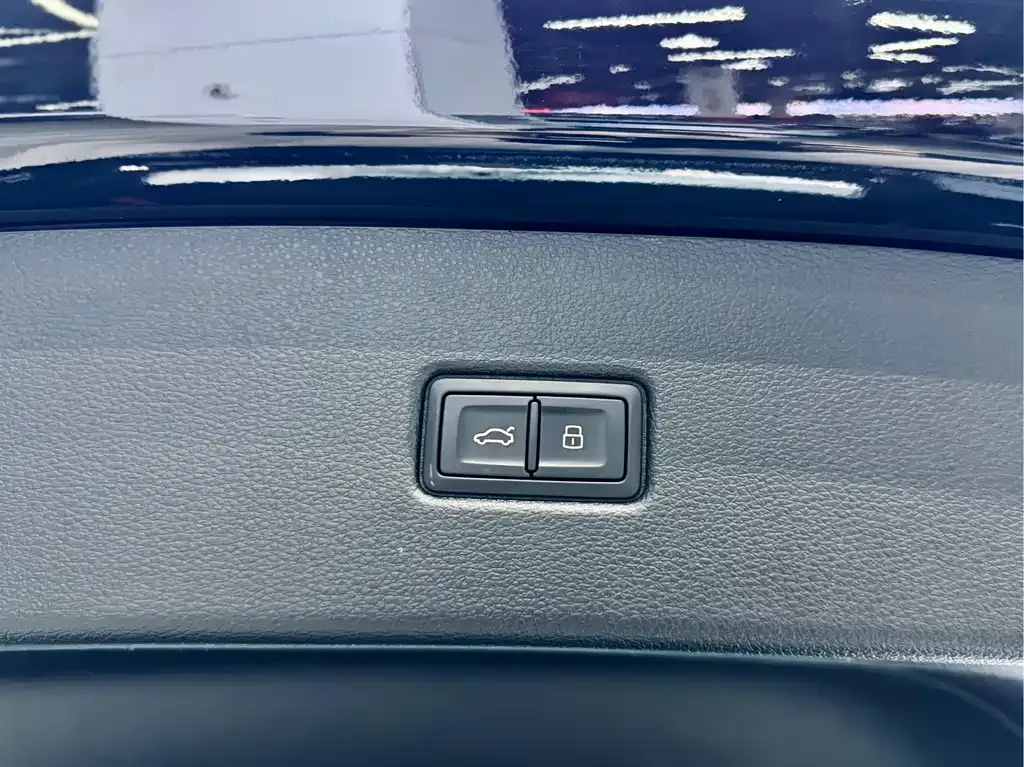 Audi Q5L Sportback 2021 из CN, фото 7