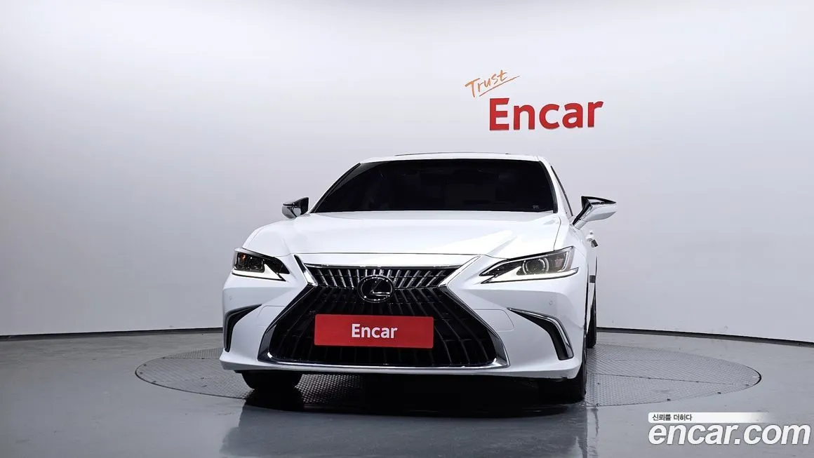 Lexus ES 2023 из KR, фото 3