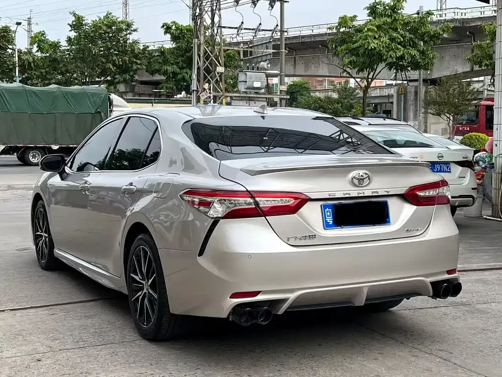 Toyota Camry 2021 из CN, фото 9