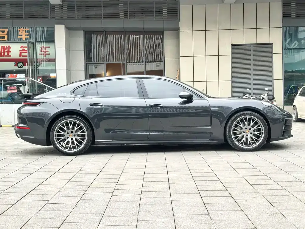 Porsche Panamera 2025 из CN, фото 4