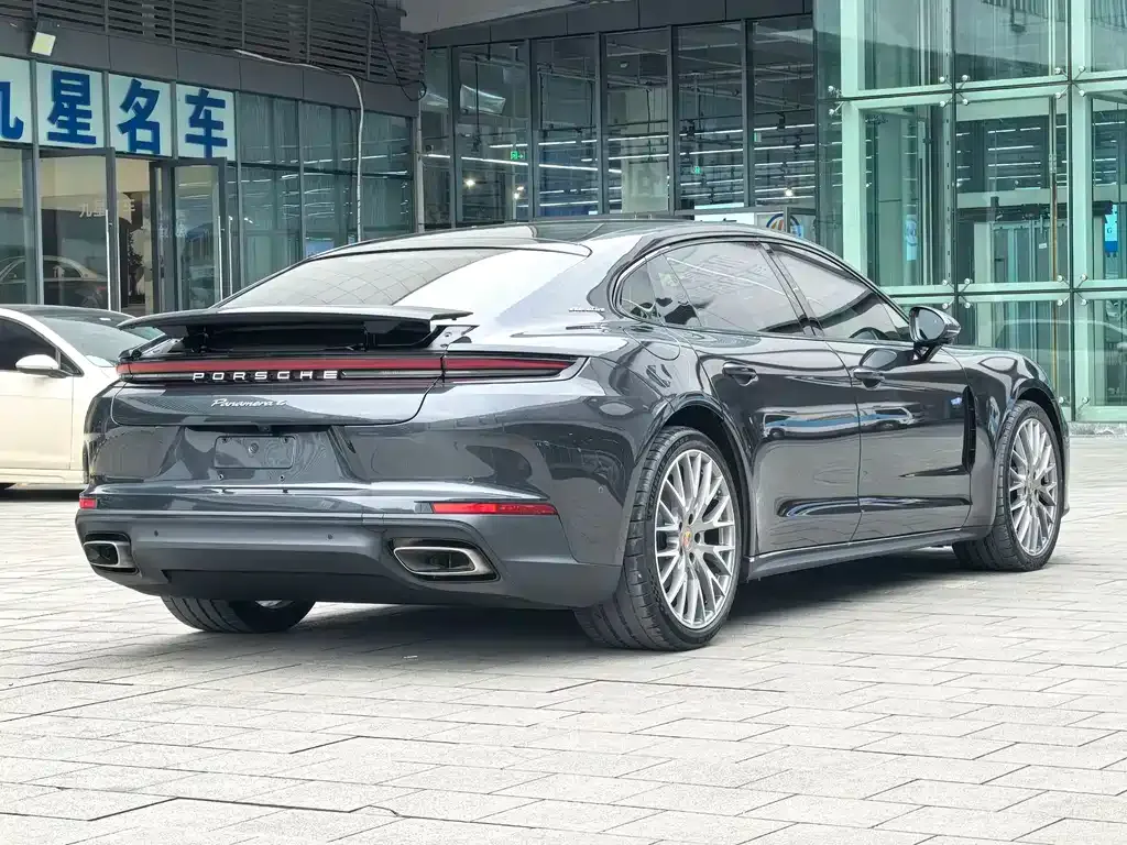 Porsche Panamera 2025 из CN, фото 5