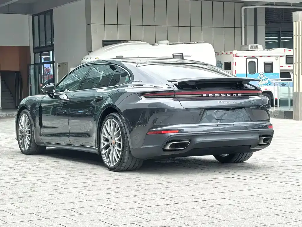 Porsche Panamera 2025 из CN, фото 7