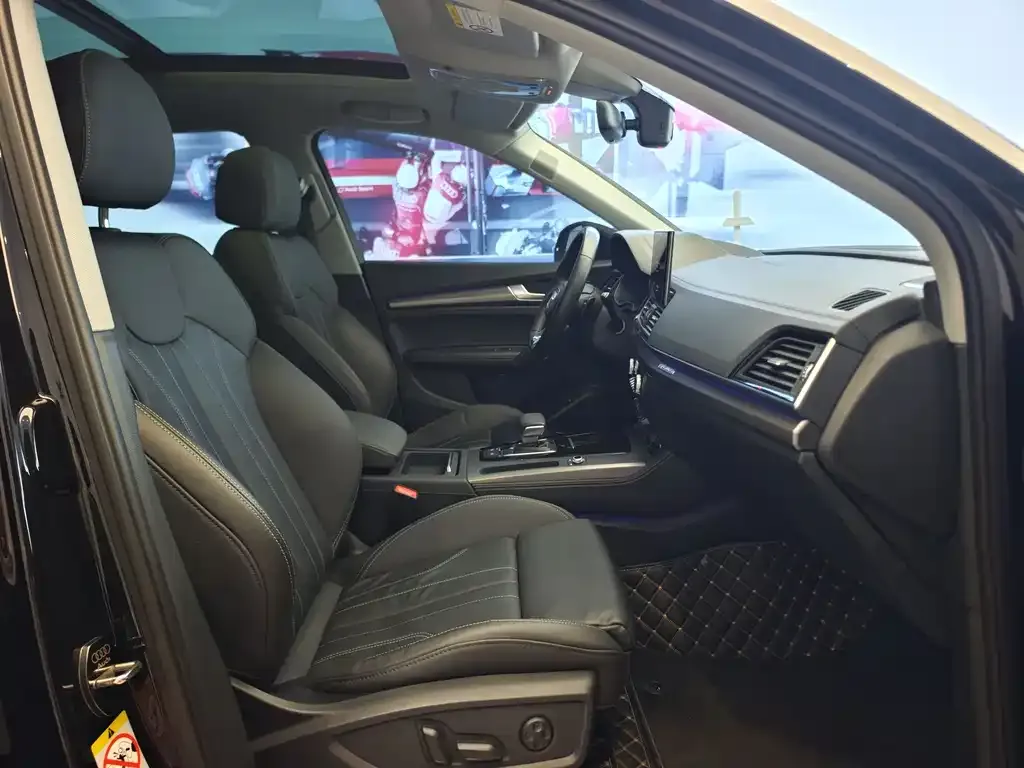 Audi Q5L 2022 из CN, фото 7