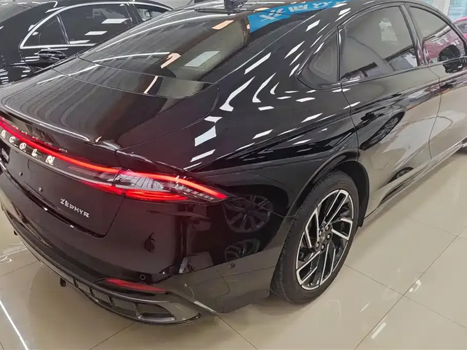 Lincoln Z 2022 из CN, фото 3
