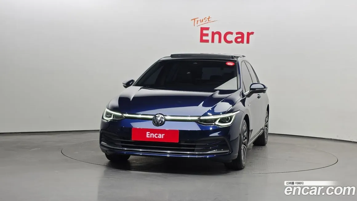 Volkswagen Golf 2022 из KR, фото 3