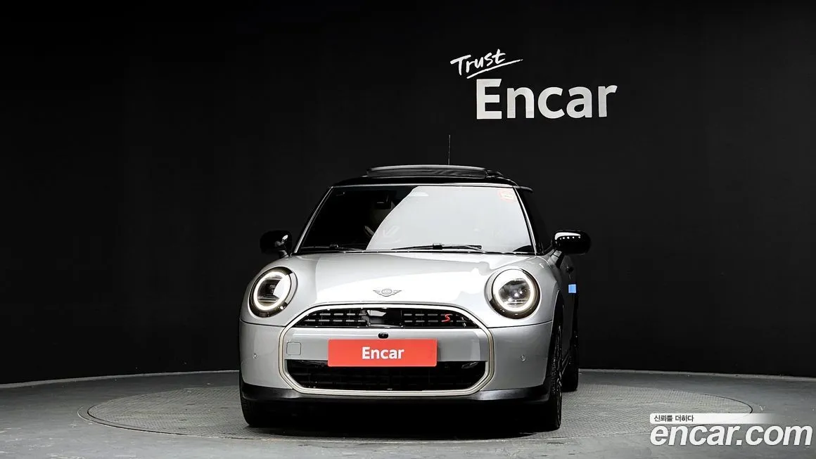Mini Cooper 2025 из KR, фото 3