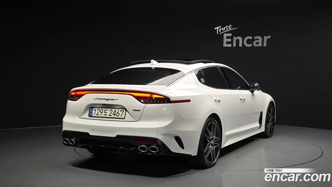 Kia Stinger 2021 из KR, фото 2