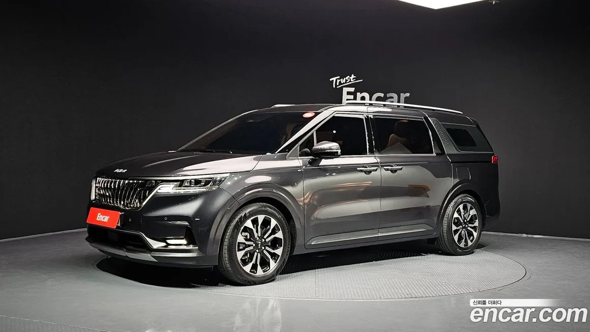 Kia Carnival 2023 из KR, фото 1