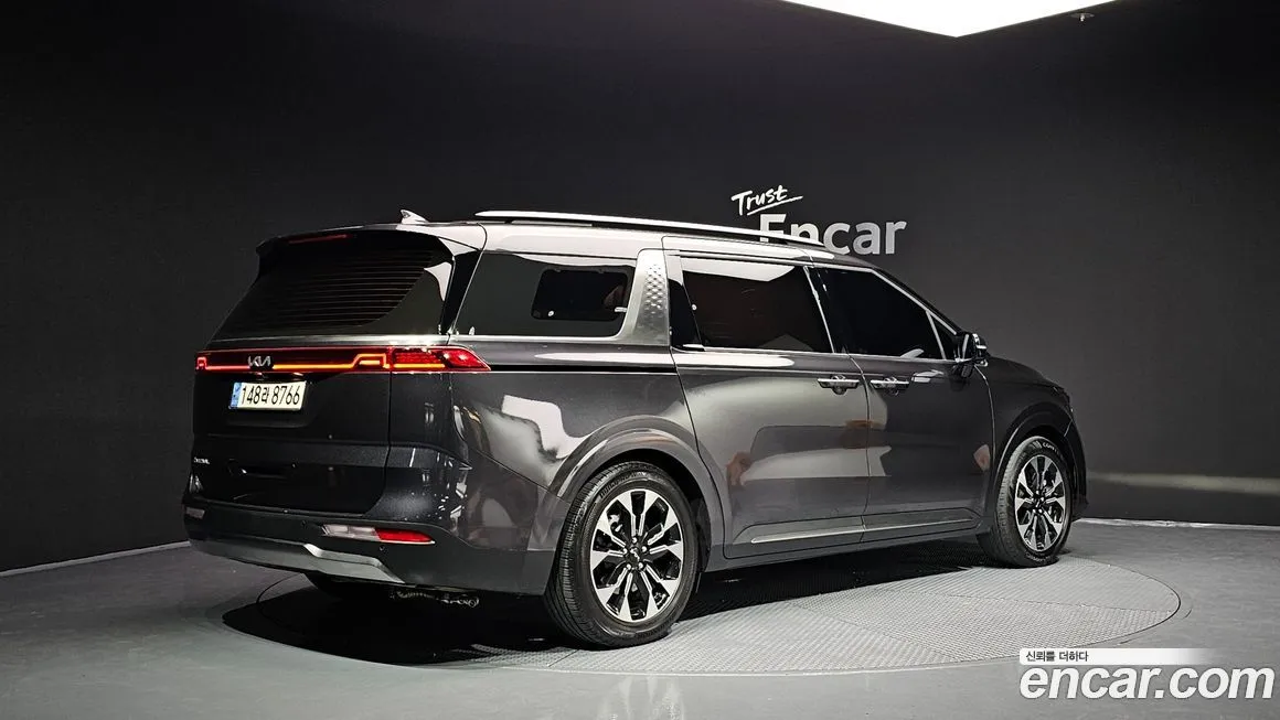 Kia Carnival 2023 из KR, фото 2