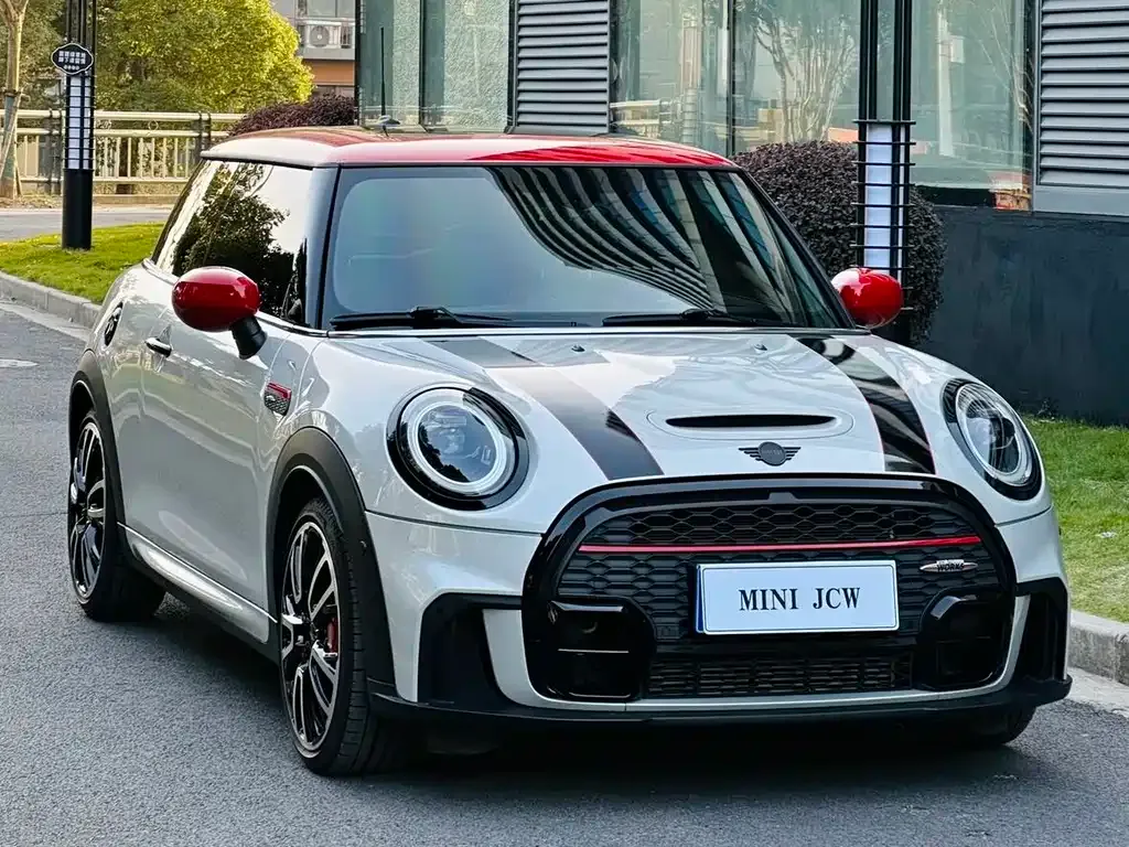 MINI JCW (John Cooper Works) 2023 из CN, фото 3