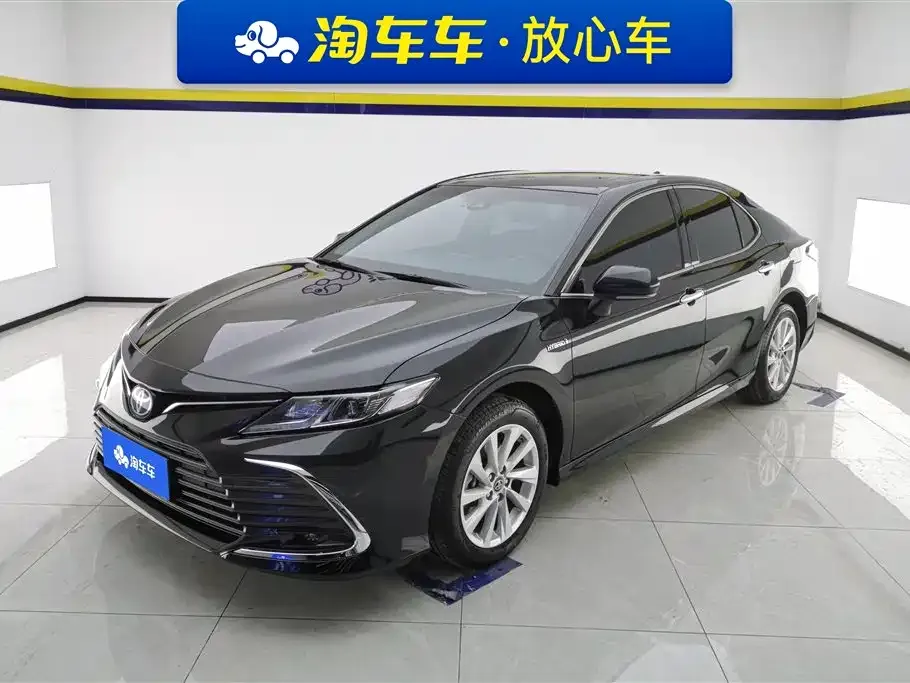 Toyota Camry 2024 из CN, фото 1