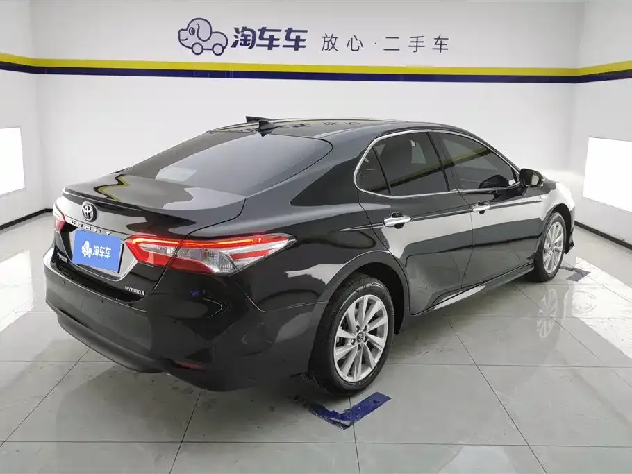 Toyota Camry 2024 из CN, фото 3