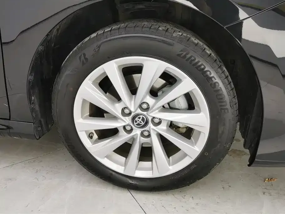 Toyota Camry 2024 из CN, фото 6