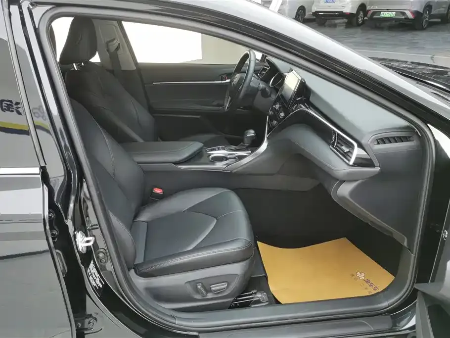 Toyota Camry 2024 из CN, фото 8