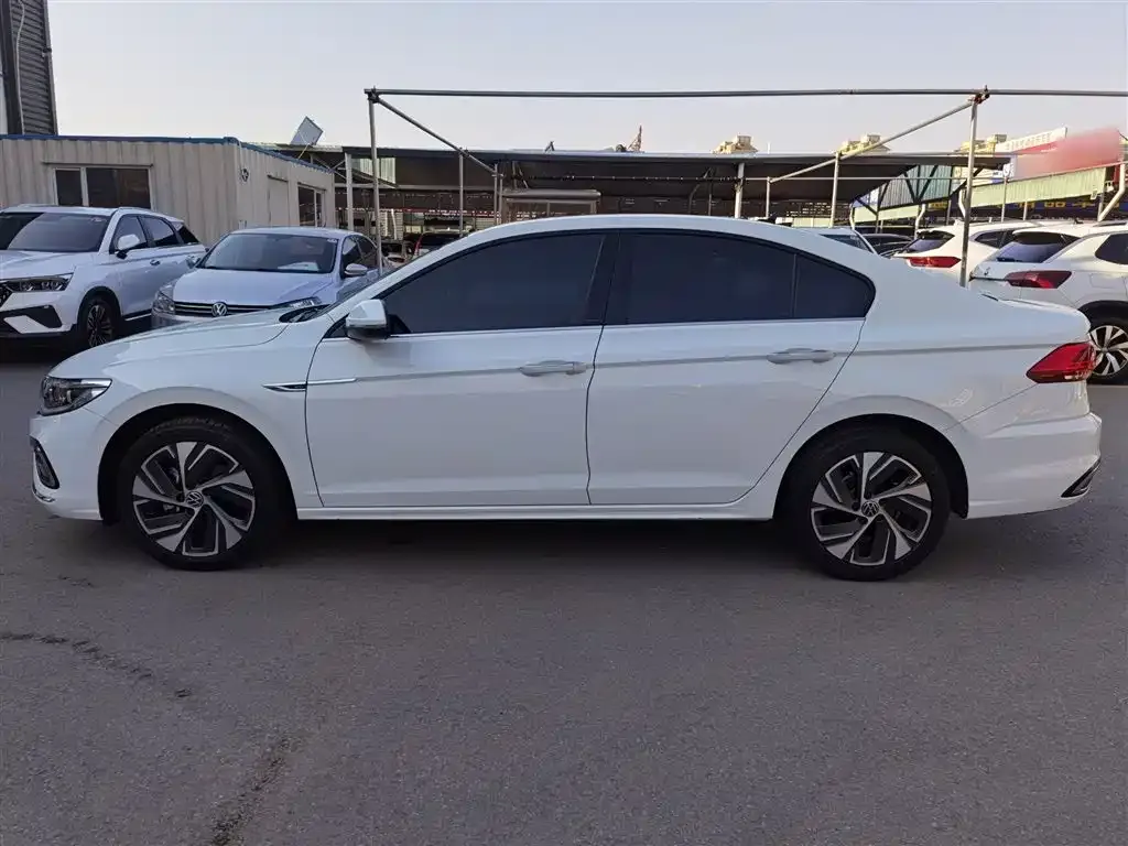 Volkswagen Bora 2023 из CN, фото 5