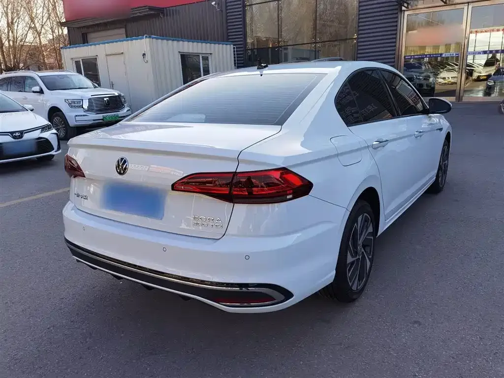 Volkswagen Bora 2023 из CN, фото 7