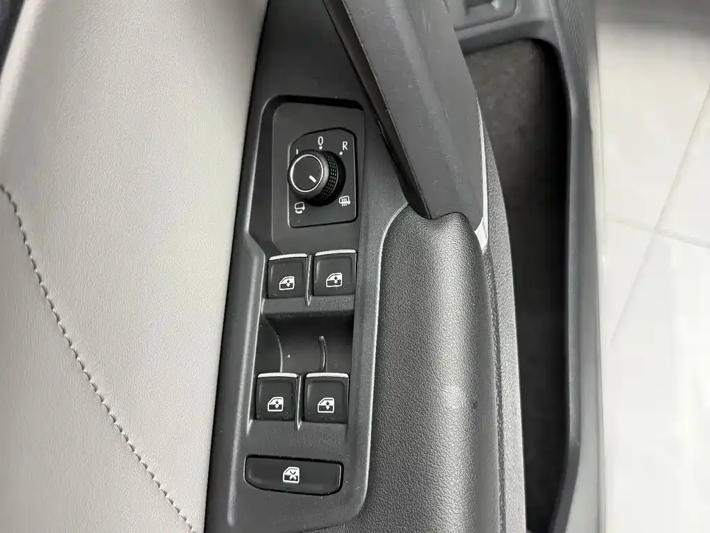 Volkswagen Tayron 2022 из CN, фото 9
